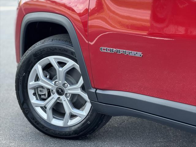 new 2025 Jeep Compass car, priced at $30,760