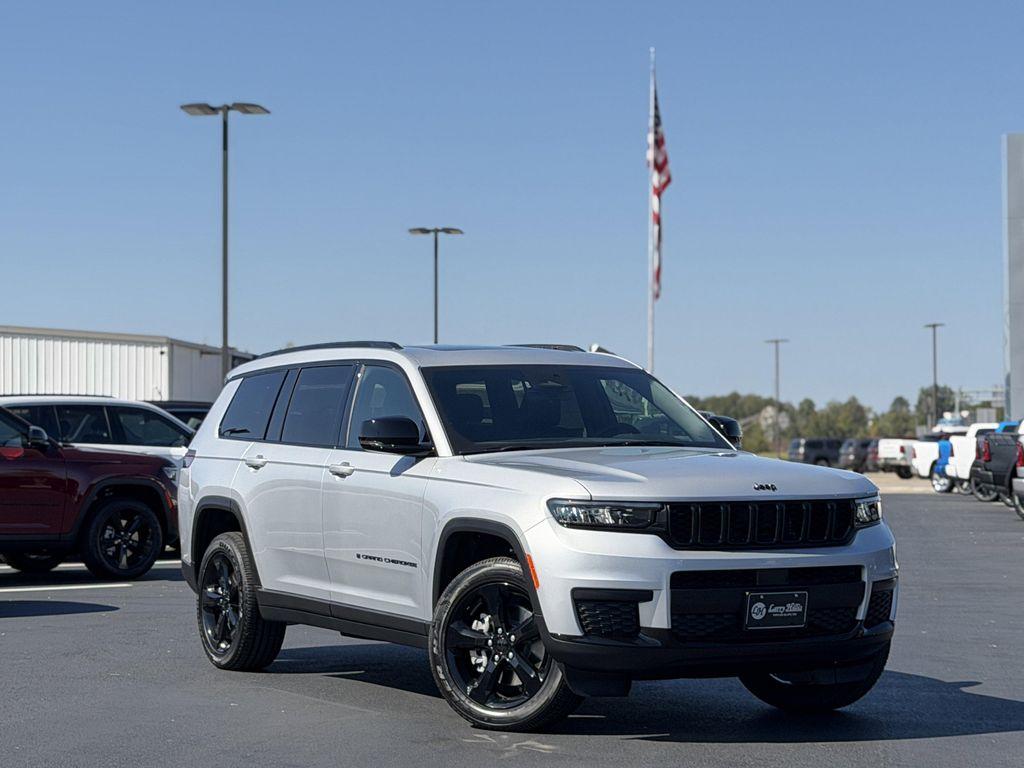 new 2025 Jeep Grand Cherokee L car, priced at $46,068