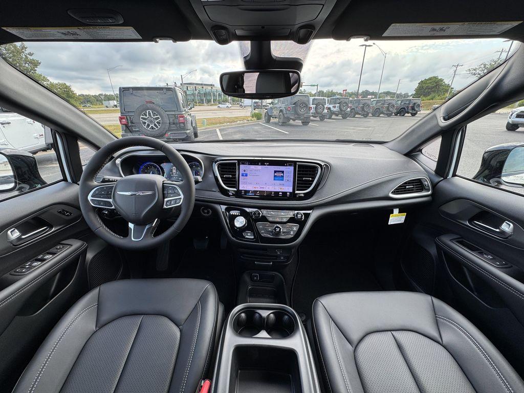 new 2026 Chrysler Pacifica car, priced at $52,655