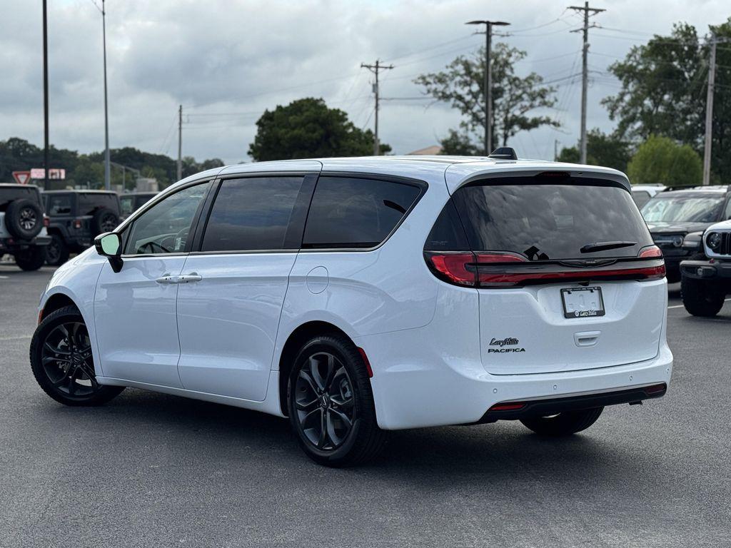 new 2026 Chrysler Pacifica car, priced at $52,655