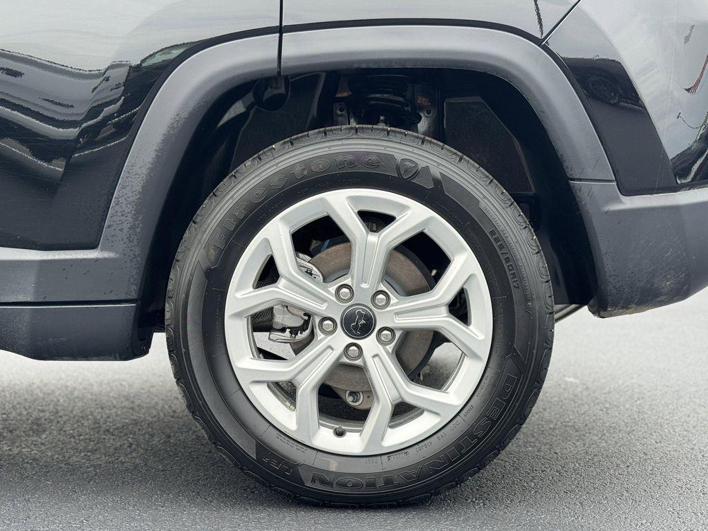 used 2025 Jeep Compass car