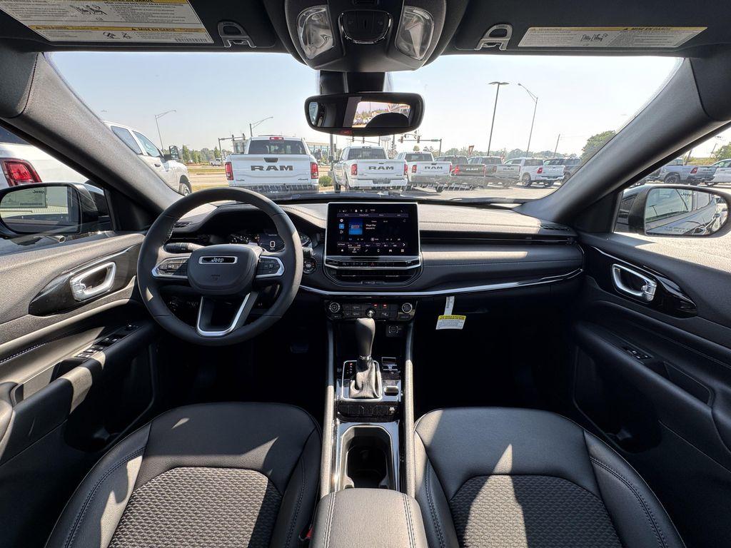 new 2026 Jeep Compass car, priced at $32,755