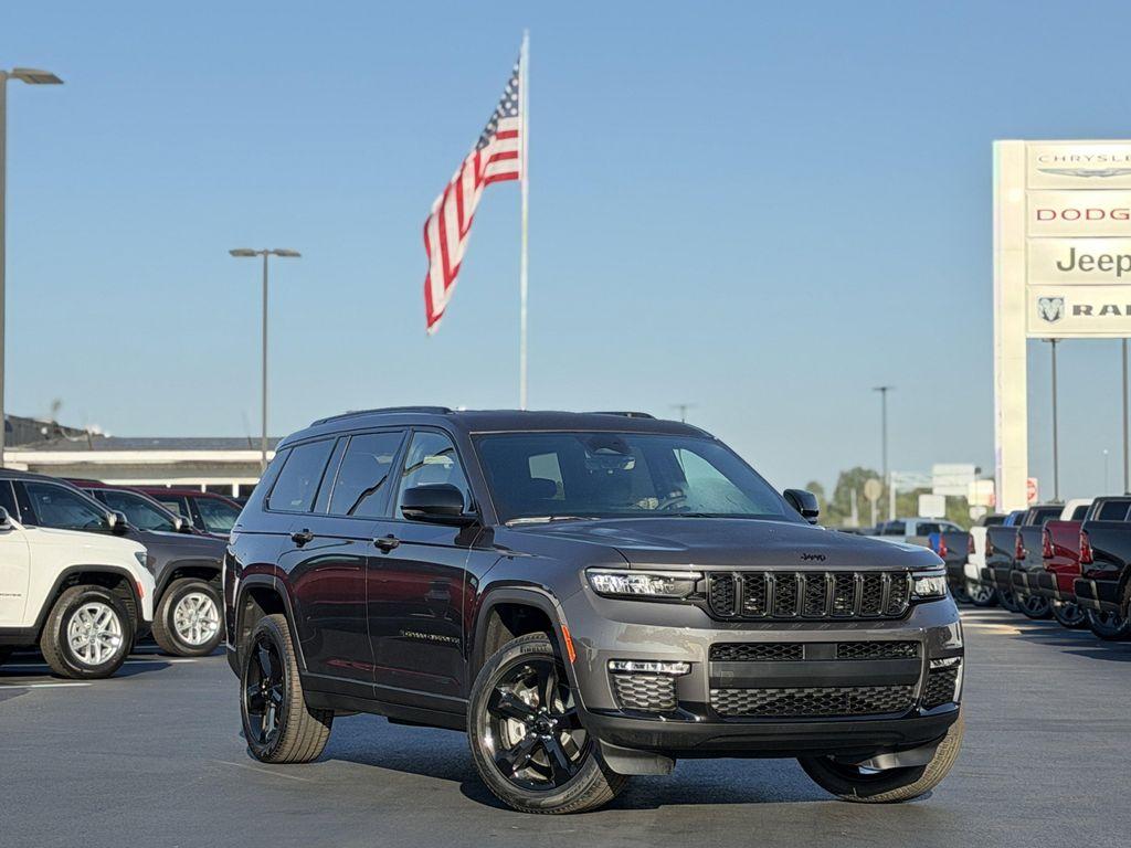 new 2025 Jeep Grand Cherokee L car, priced at $52,220