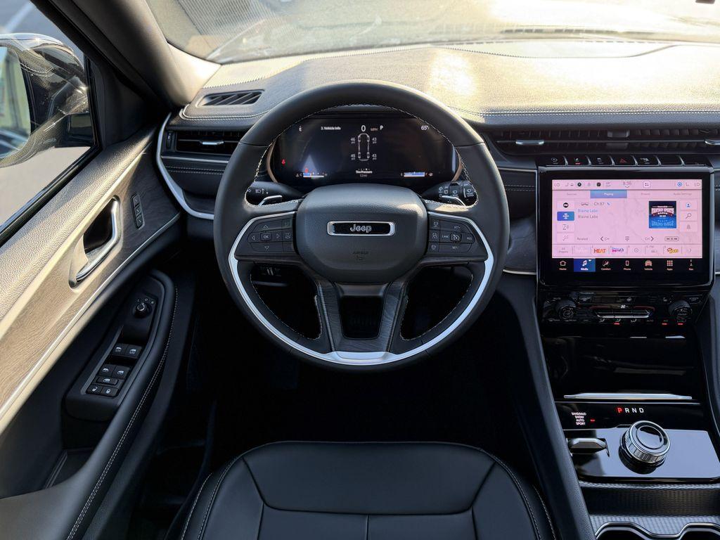 new 2025 Jeep Grand Cherokee L car, priced at $47,200