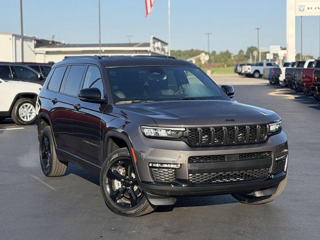 new 2025 Jeep Grand Cherokee L car, priced at $47,200