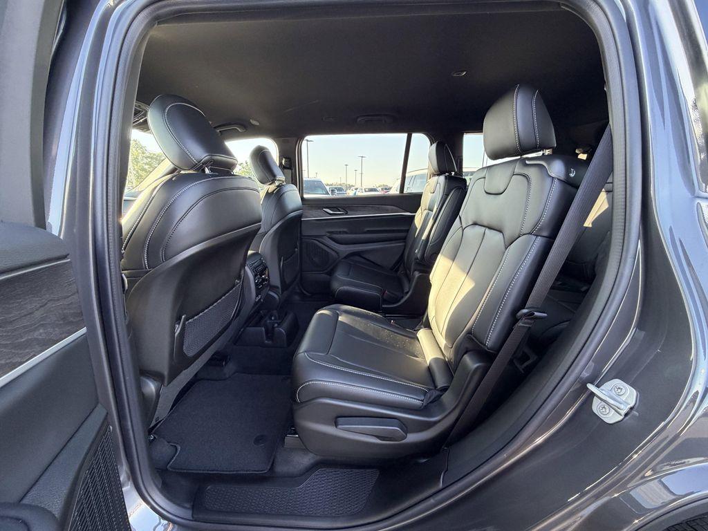 new 2025 Jeep Grand Cherokee L car, priced at $47,200