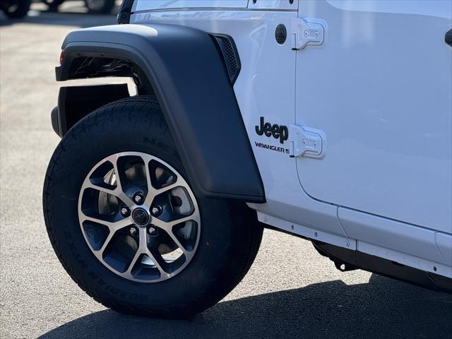 new 2025 Jeep Wrangler car, priced at $49,580