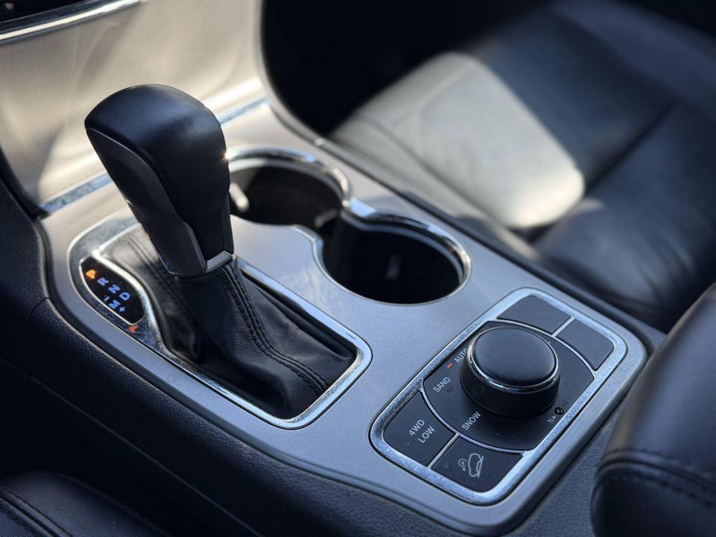 used 2022 Jeep Grand Cherokee car