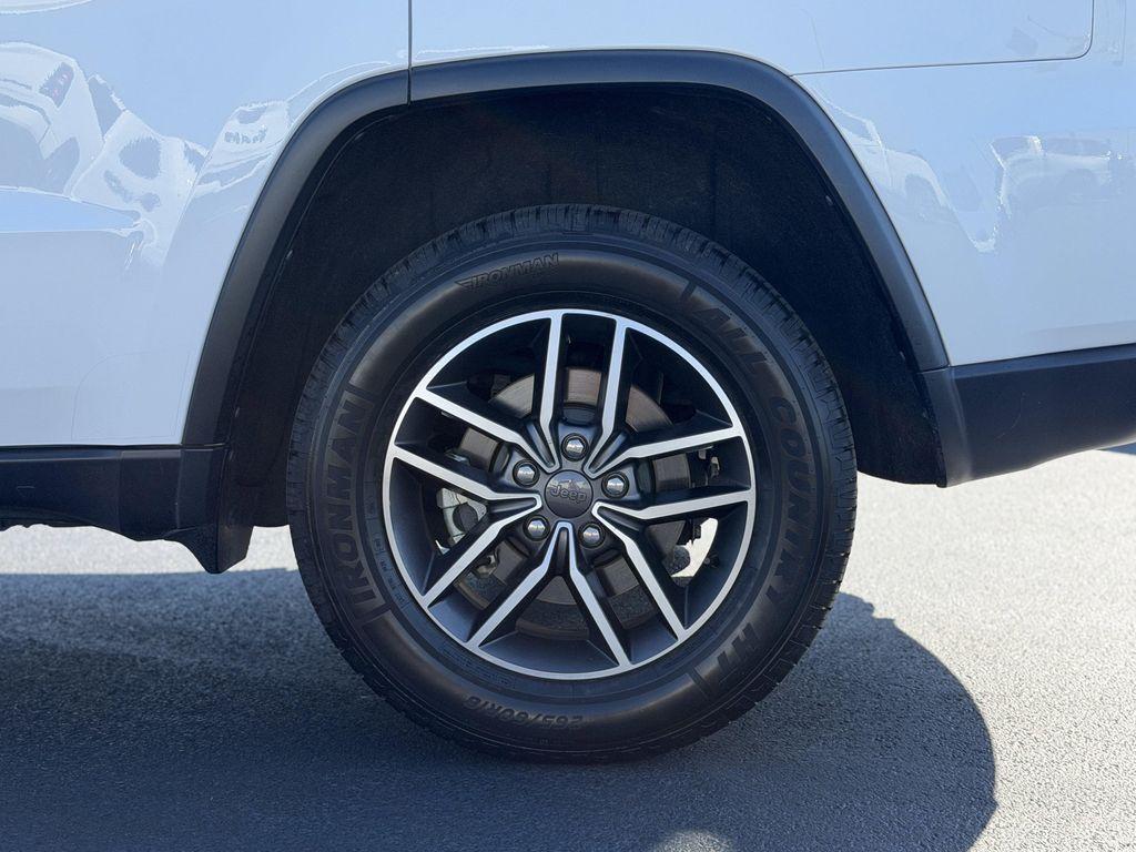 used 2022 Jeep Grand Cherokee car