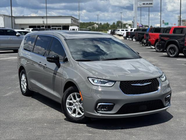 new 2025 Chrysler Pacifica car, priced at $46,535