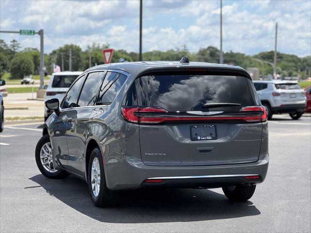 new 2025 Chrysler Pacifica car, priced at $46,535