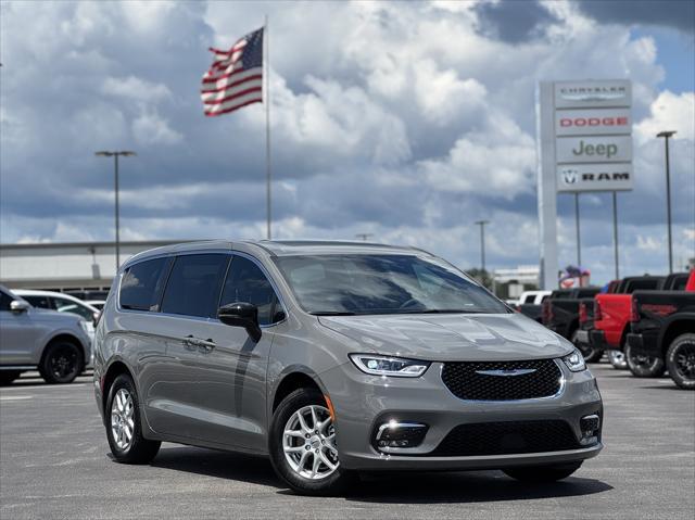 new 2025 Chrysler Pacifica car, priced at $46,535