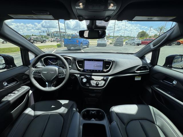 new 2025 Chrysler Pacifica car, priced at $46,535