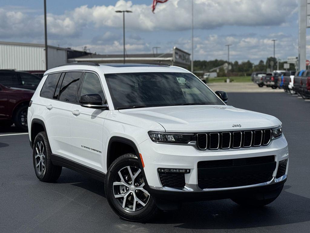 new 2025 Jeep Grand Cherokee L car, priced at $46,068