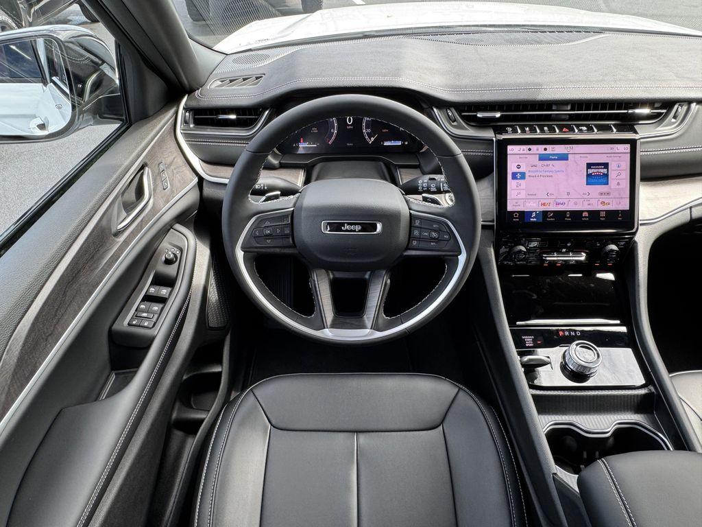 new 2025 Jeep Grand Cherokee L car, priced at $46,068