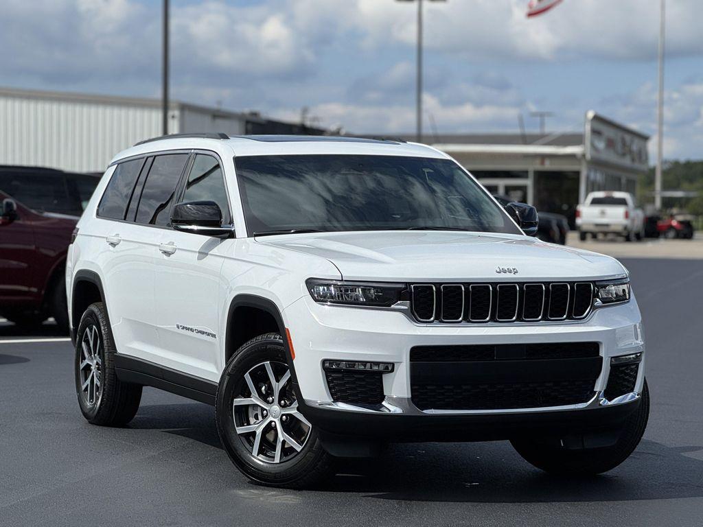 new 2025 Jeep Grand Cherokee L car, priced at $46,068