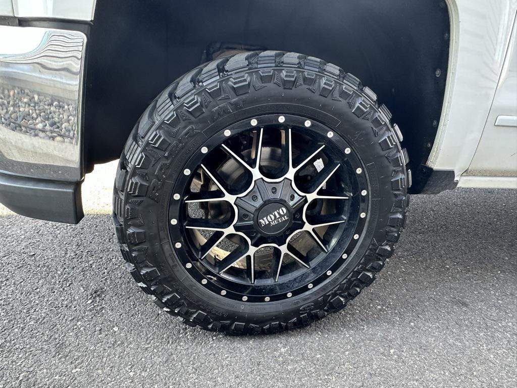 used 2018 Chevrolet Silverado 1500 car, priced at $27,465