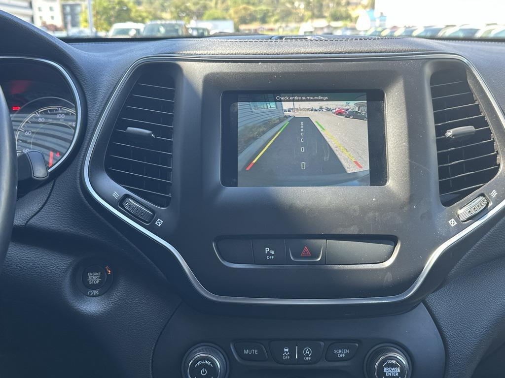 used 2019 Jeep Cherokee car, priced at $16,785