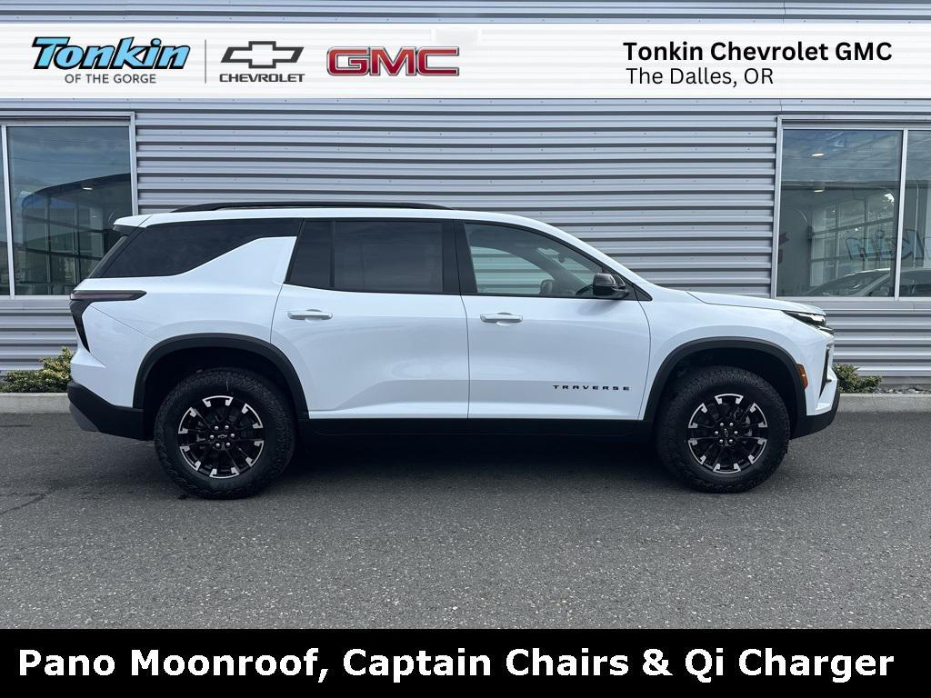 new 2026 Chevrolet Traverse car, priced at $52,100