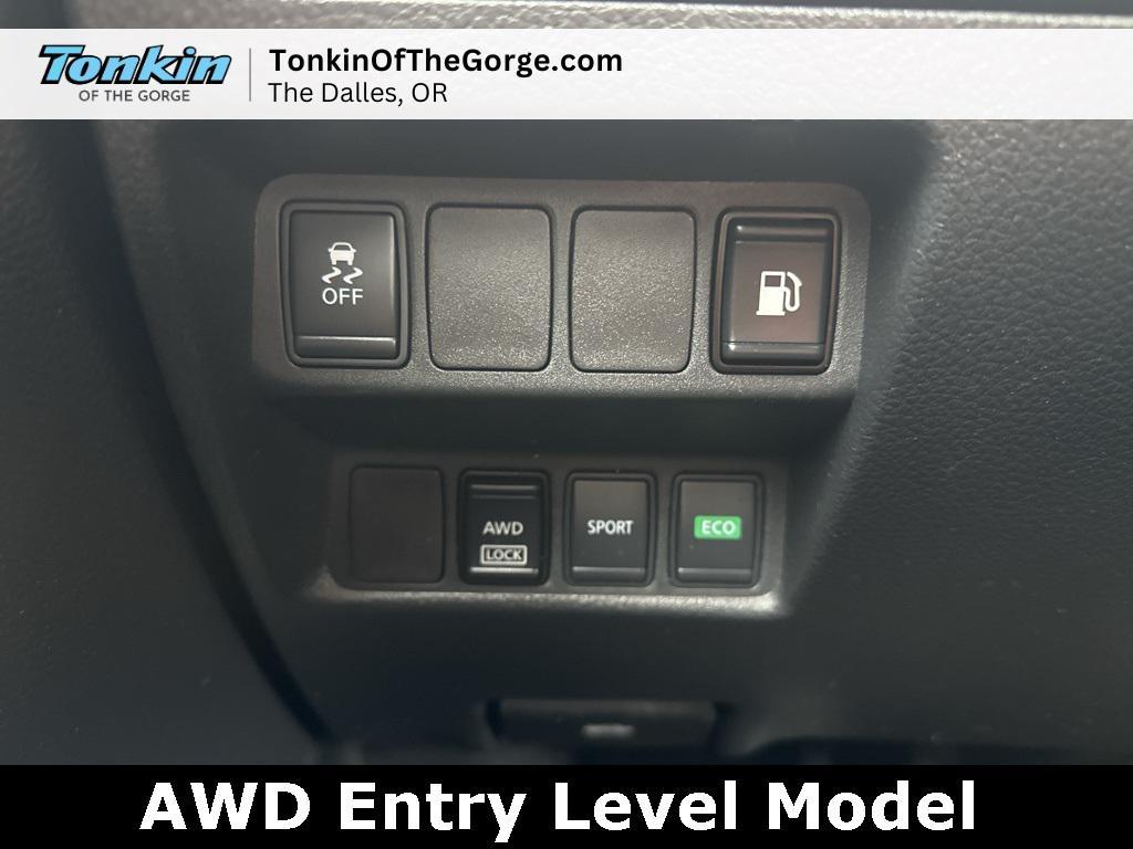 used 2018 Nissan Rogue car, priced at $14,987