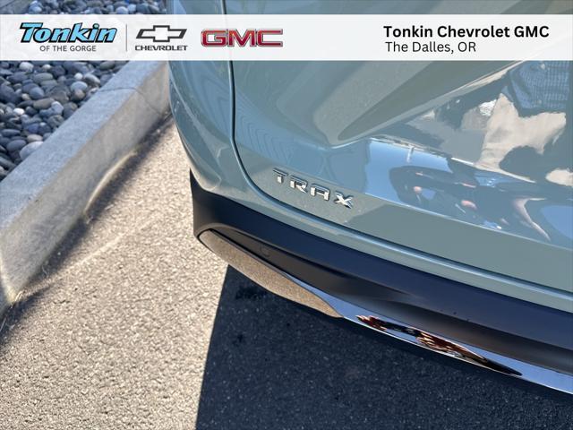 new 2025 Chevrolet Trax car, priced at $26,590