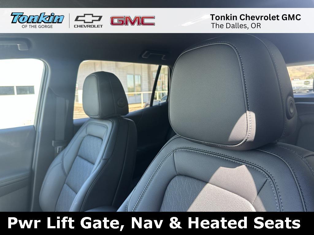 new 2026 Chevrolet Equinox car, priced at $34,000