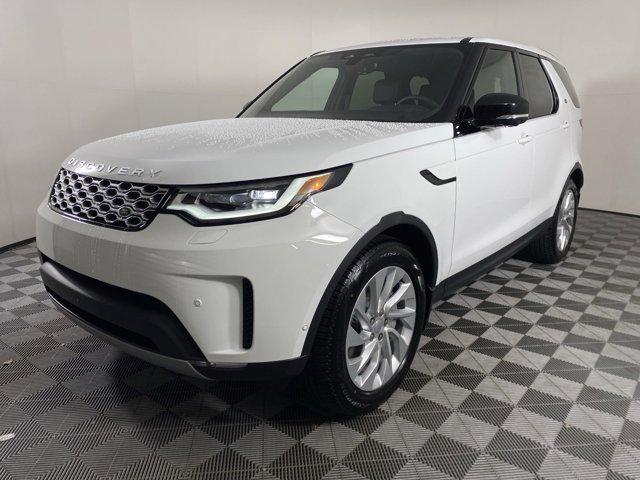 new 2025 Land Rover Discovery car, priced at $64,443