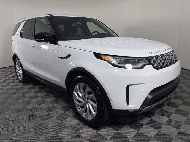 new 2025 Land Rover Discovery car, priced at $64,443