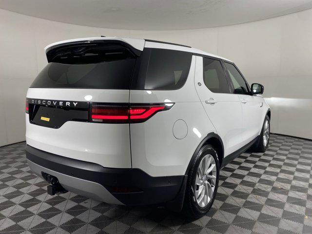 new 2025 Land Rover Discovery car, priced at $64,443