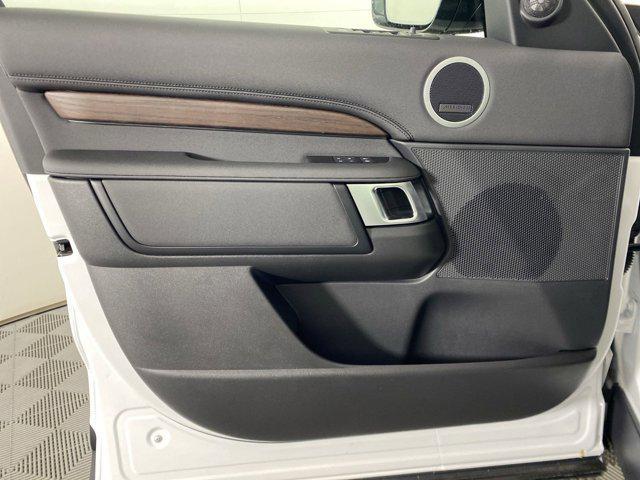 used 2025 Land Rover Discovery car, priced at $51,997