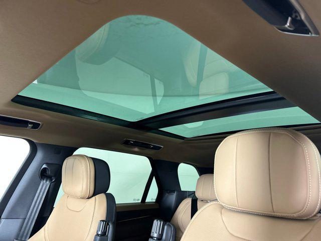new 2025 Land Rover Range Rover Sport car, priced at $98,640