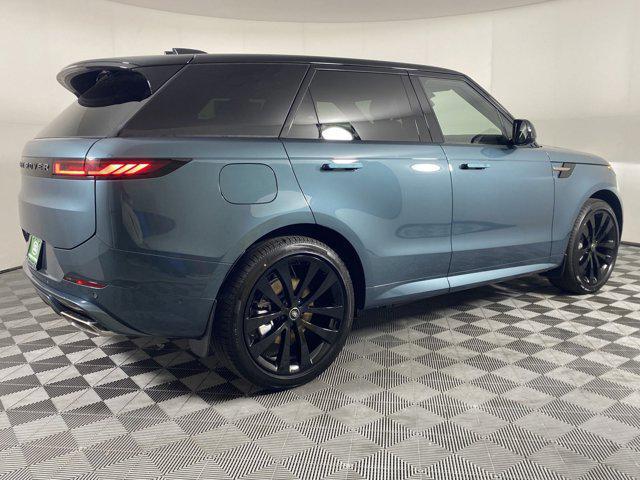 new 2025 Land Rover Range Rover Sport car, priced at $105,555