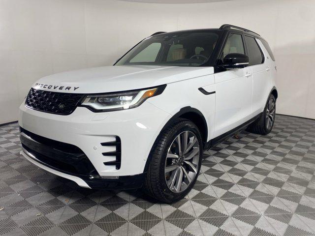 new 2025 Land Rover Discovery car, priced at $77,793