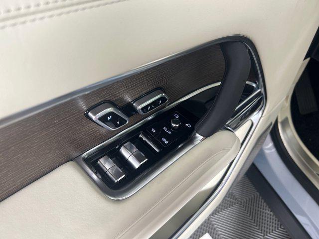 new 2025 Land Rover Range Rover car, priced at $186,005