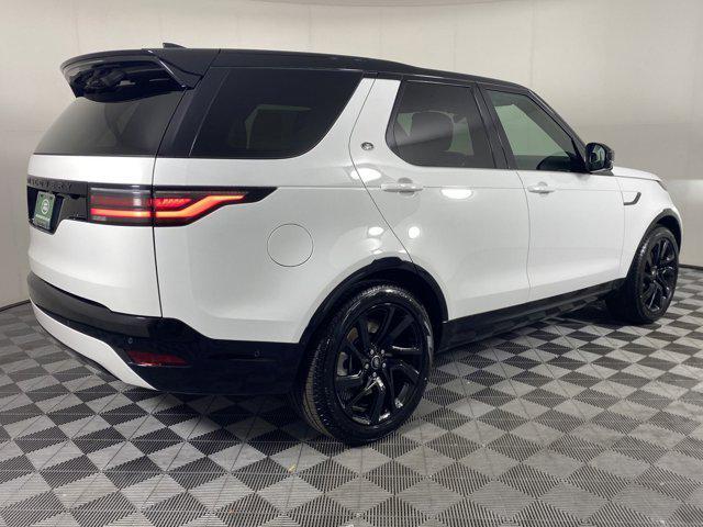 new 2025 Land Rover Discovery car, priced at $76,843