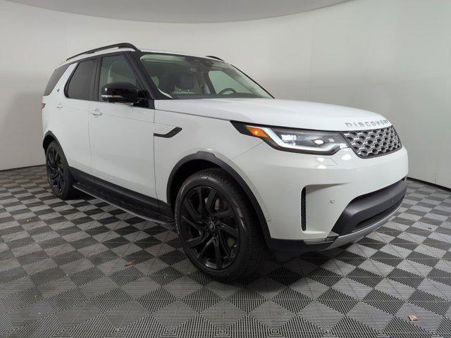 new 2025 Land Rover Discovery car, priced at $68,268