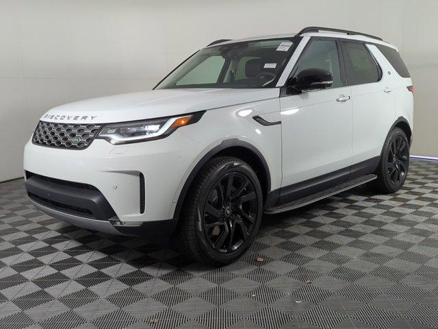 new 2025 Land Rover Discovery car, priced at $68,268