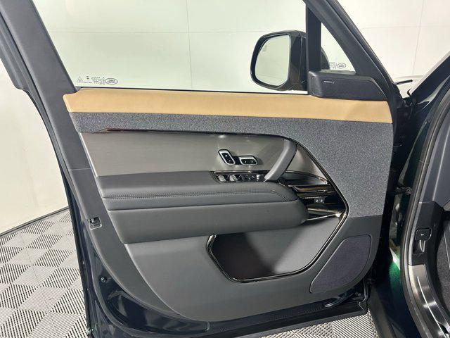 new 2025 Land Rover Range Rover Sport car, priced at $127,705