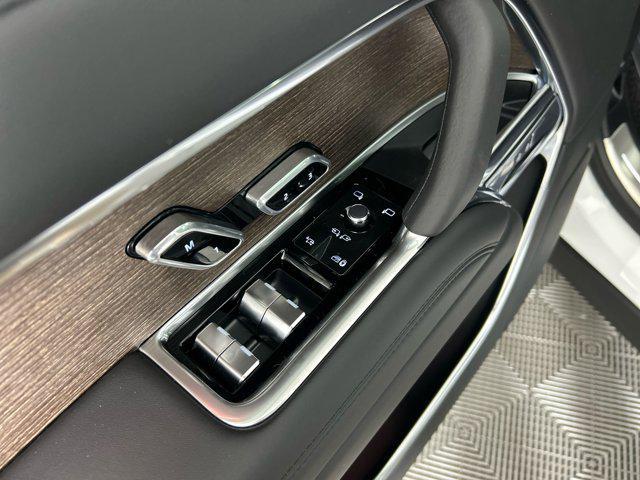 new 2025 Land Rover Range Rover car, priced at $126,655