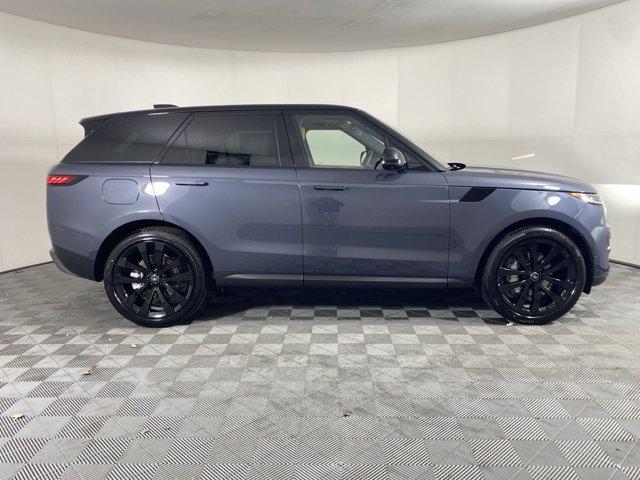 new 2025 Land Rover Range Rover Sport car, priced at $91,305