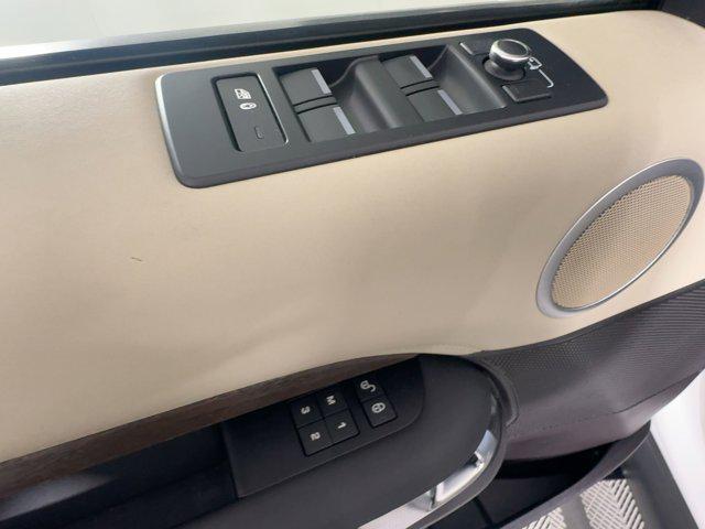 used 2018 Land Rover Discovery car, priced at $18,698