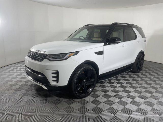 new 2025 Land Rover Discovery car, priced at $80,525