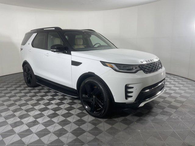 new 2025 Land Rover Discovery car, priced at $80,525