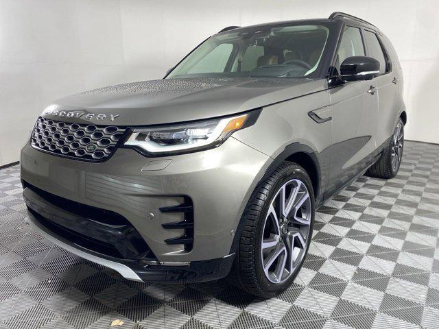 new 2025 Land Rover Discovery car, priced at $86,458