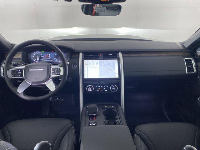 new 2025 Land Rover Discovery car, priced at $67,668