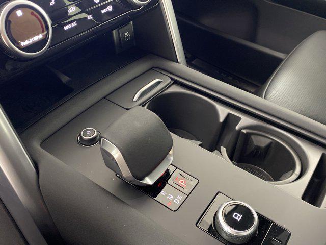 new 2025 Land Rover Discovery car, priced at $67,668