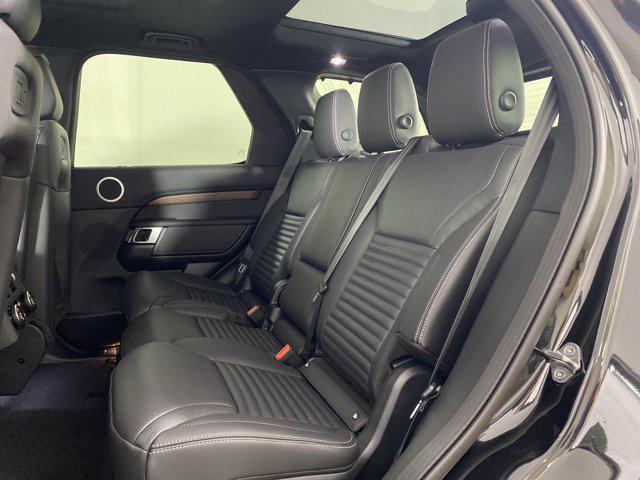 new 2025 Land Rover Discovery car, priced at $67,668