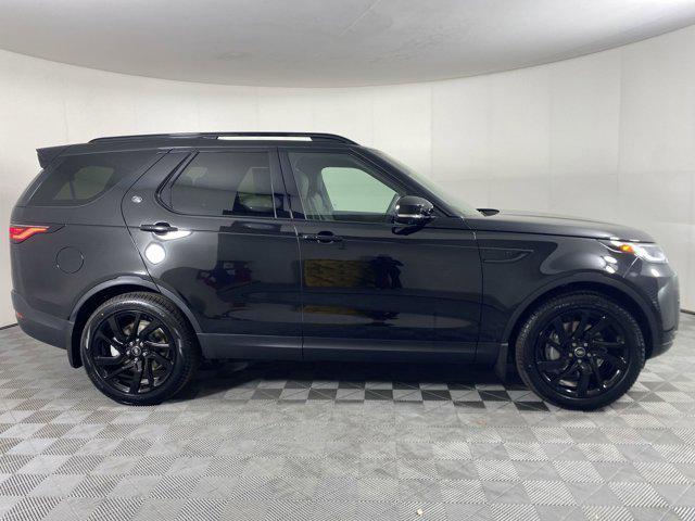 new 2025 Land Rover Discovery car, priced at $67,668