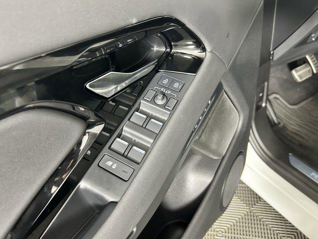 used 2025 Land Rover Range Rover Evoque car, priced at $46,999