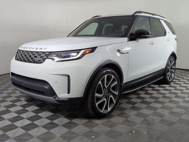 new 2025 Land Rover Discovery car, priced at $70,128